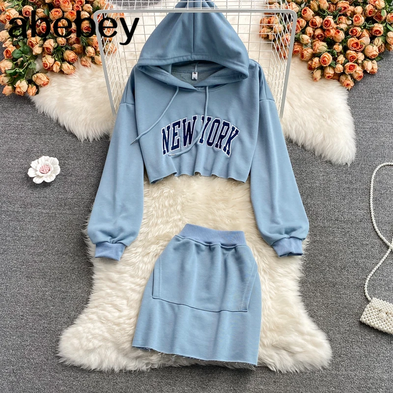 Женский комплект из двух предметов, кофта с капюшоном и длинным рукавом, Короткая Толстовка с надписью и короткая юбка с запахом и высокой т... 
Женский комплект из двух предметов, кофта с капюшоном и длинным рукавом, Короткая Толстовка с надписью и короткая юбка с запахом и высокой т...