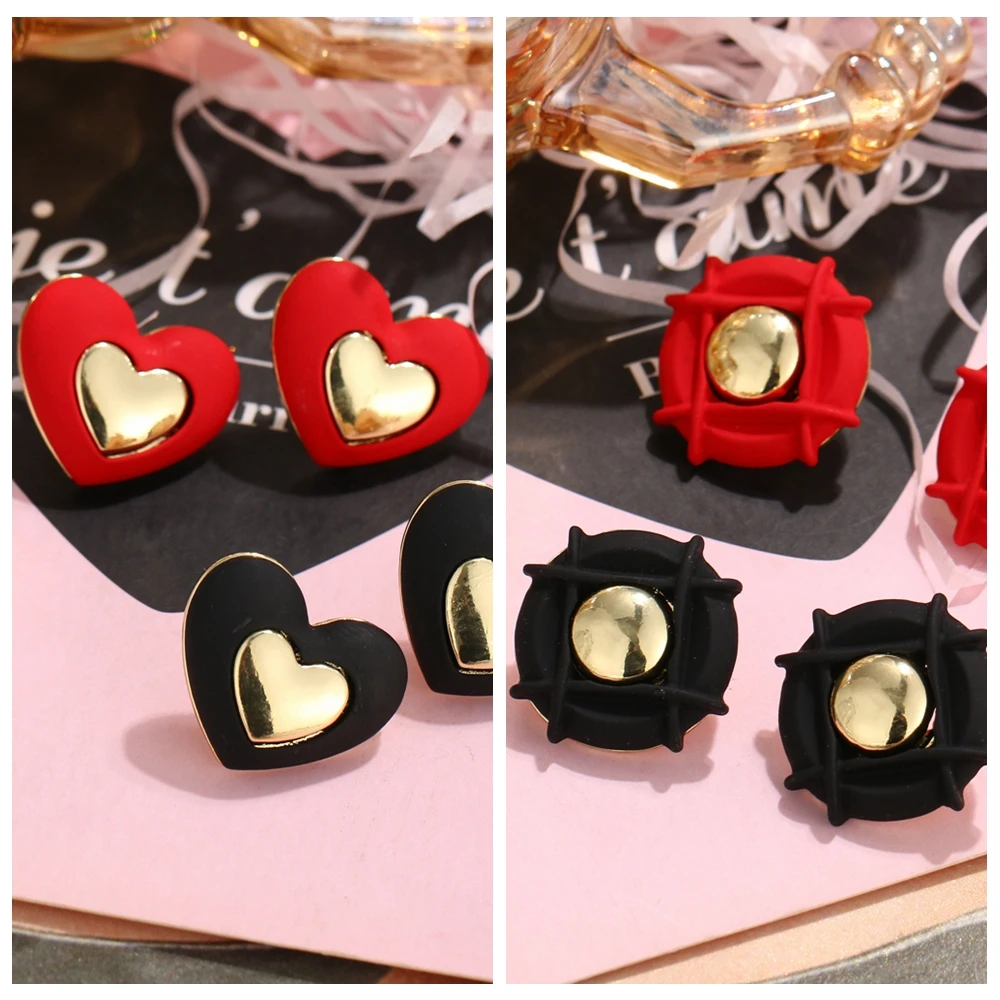 UMKA Gold Heart Metal Earrings For Women March 8th Special Gift Fashion Geometric Earrings 2021 Trend Jewelry Stud Earring
UMKA Gold Heart Metal Earrings For Women March 8th Special Gift Fashion Geometric Earrings 2021 Trend Jewelry Stud Earring