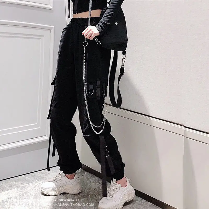 Women's Cargo Pants Buckle Ribbon Pocket Jogger Elastic Waist High Streetwear Harajuku Pant Punk Ring Chain Females Trousers
Women's Cargo Pants Buckle Ribbon Pocket Jogger Elastic Waist High Streetwear Harajuku Pant Punk Ring Chain Females Trousers