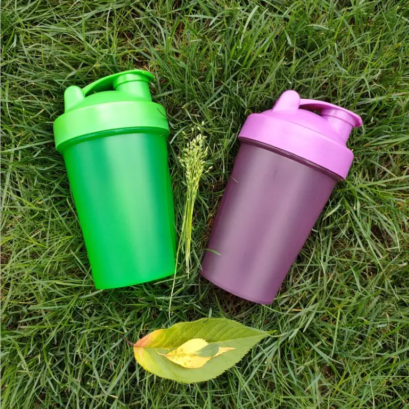400ml Universal Sports Bottle Shaker Water With Stirring Ball Kettle Sports Drinkware Portable PP Fitness Drinkware Water Bottle
400ml Universal Sports Bottle Shaker Water With Stirring Ball Kettle Sports Drinkware Portable PP Fitness Drinkware Water Bottle