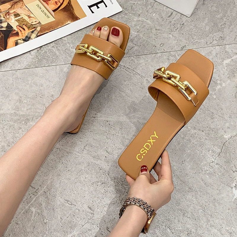 Women Slippers 2021 Summer Casual Flat Slides Big Chain Soft Leather Flats Home Outdoor Slippers Beach Shoes Plus Size 35-42
Women Slippers 2021 Summer Casual Flat Slides Big Chain Soft Leather Flats Home Outdoor Slippers Beach Shoes Plus Size 35-42