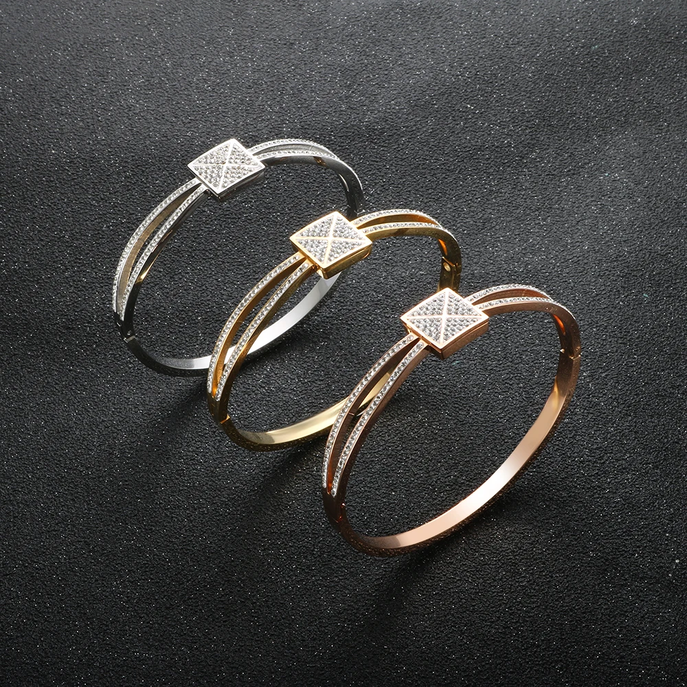 Luxury Hollow Cross Square CZ Crystal Bangles For Women Men High Quality Fashion Stainless Steel Golden Bracelets Jewelry Gifts
Luxury Hollow Cross Square CZ Crystal Bangles For Women Men High Quality Fashion Stainless Steel Golden Bracelets Jewelry Gifts