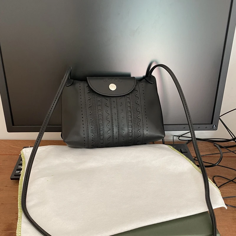 Women Leather PU Shoulder Bags Leather Small Mobile Phone iPad Daily Lace Crossbody Bags For Female Messenger Bag
Women Leather PU Shoulder Bags Leather Small Mobile Phone iPad Daily Lace Crossbody Bags For Female Messenger Bag