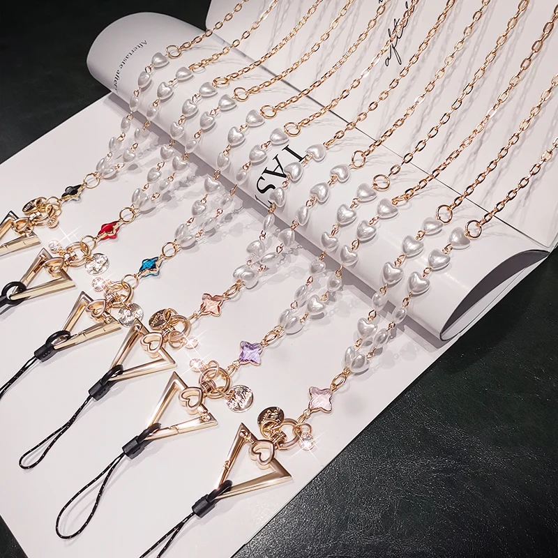 Mobile phone lanyard love pearl bracelet women's clavicle pendant long chain mobile phone case hand-woven anti-lost rope pendant
Mobile phone lanyard love pearl bracelet women's clavicle pendant long chain mobile phone case hand-woven anti-lost rope pendant