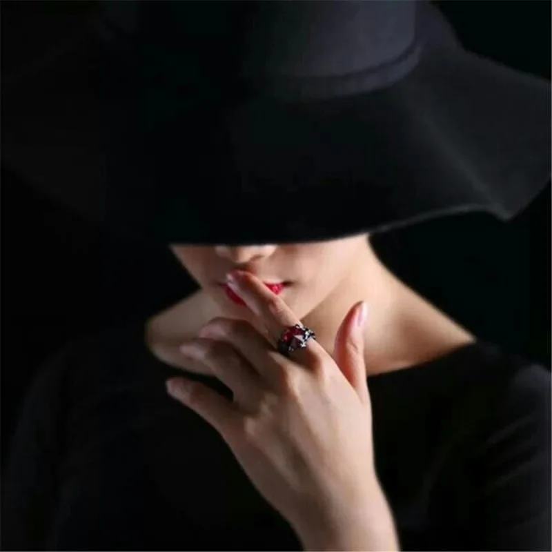 MiYou Cubic Zirconia Vintage Blue Crystal CZ Rings Punk Party Jewelry Wholesale for Women Girl Gift Geometric Drop Shipping Gift
MiYou Cubic Zirconia Vintage Blue Crystal CZ Rings Punk Party Jewelry Wholesale for Women Girl Gift Geometric Drop Shipping Gift