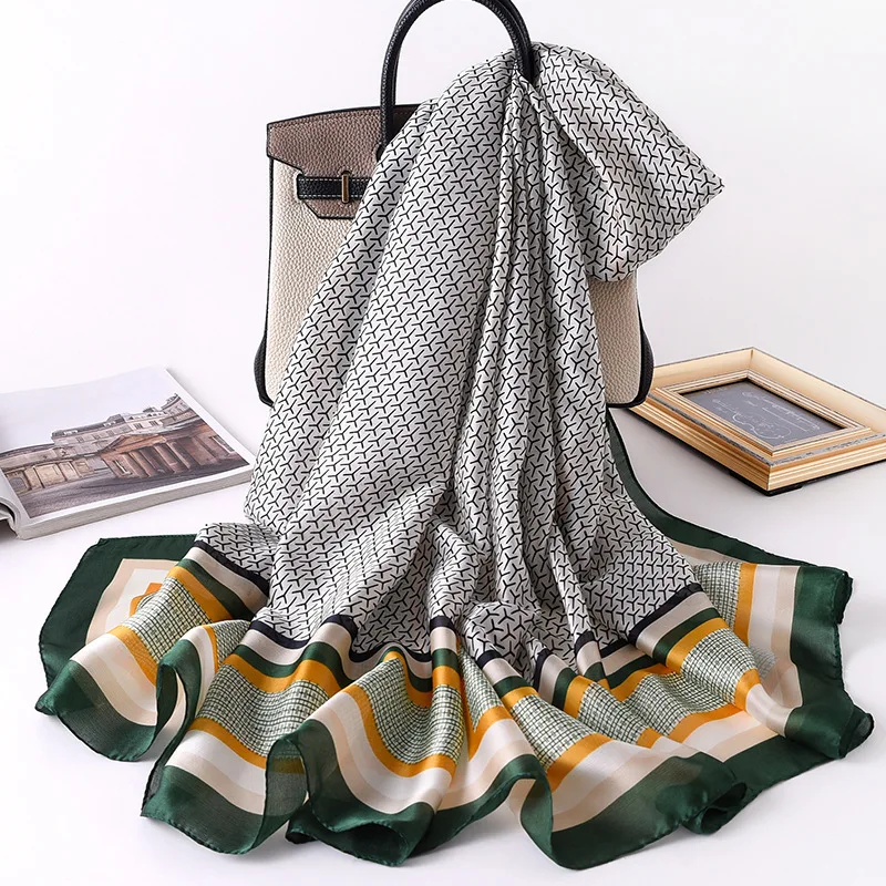 2020 Ladies Fashion Plain Striped Line Silk Shawl Scarf Spain Luxury Brand Beach Summer Wrap Sjaal Bufandas Mujer Hijab 180*90Cm
2020 Ladies Fashion Plain Striped Line Silk Shawl Scarf Spain Luxury Brand Beach Summer Wrap Sjaal Bufandas Mujer Hijab 180*90Cm