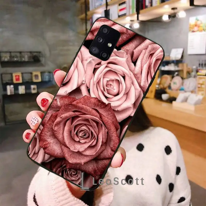 Flower pattern rose daisy Phone Case For Samsung A40 A50 A51 A71 A20E A20S S8 S9 S10 S20 Plus note 20 ultra 4G 5G
Flower pattern rose daisy Phone Case For Samsung A40 A50 A51 A71 A20E A20S S8 S9 S10 S20 Plus note 20 ultra 4G 5G