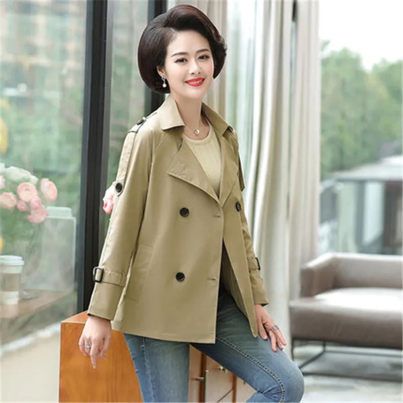 Spring Autumn Short Trench Coat Female Women 2020 new Korean Large Size middle-aged mother Windbreaker Outerwear b527 
Spring Autumn Short Trench Coat Female Women 2020 new Korean Large Size middle-aged mother Windbreaker Outerwear b527