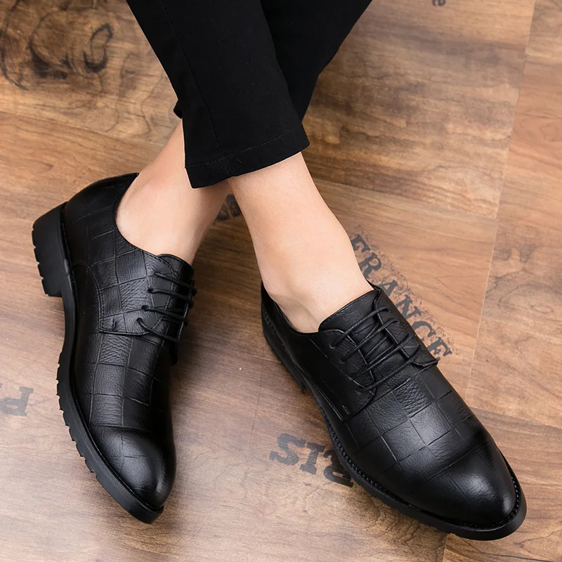 Men dress shoes lace up genuine leather man oxford shoes Handmade formal shoes outdoor lace up casual mens business shoes
Men dress shoes lace up genuine leather man oxford shoes Handmade formal shoes outdoor lace up casual mens business shoes