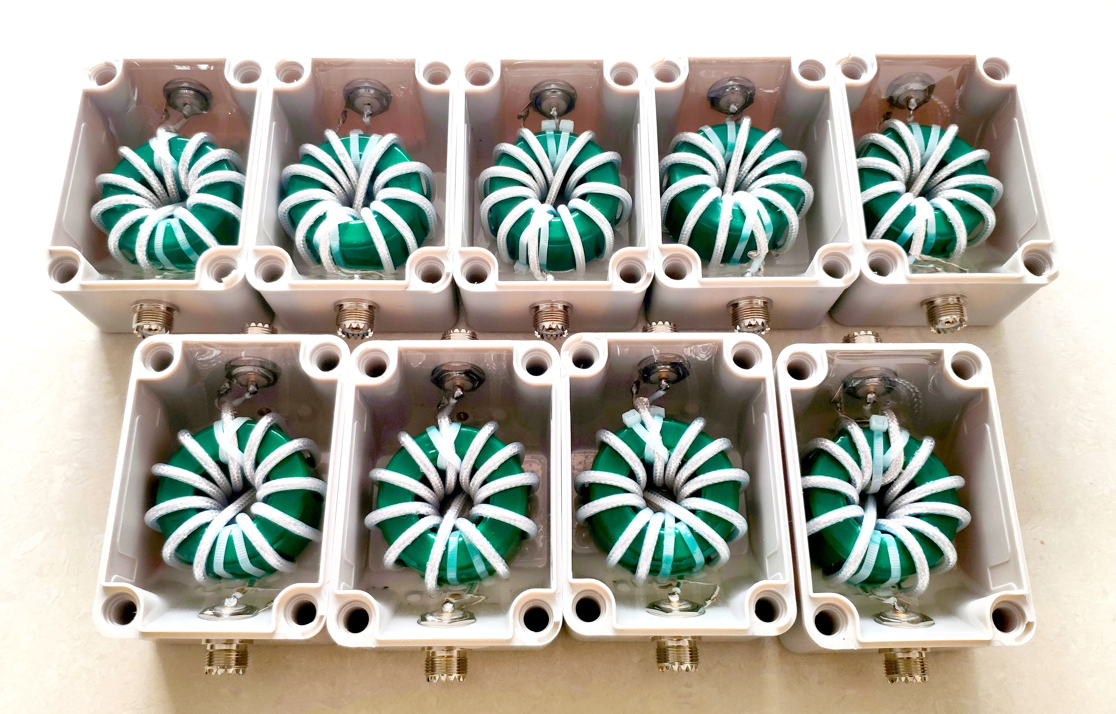 Высокая мощность 1:1 Balun Коротковолновая антенна высокой мощности 2 кВт 2000 Вт |