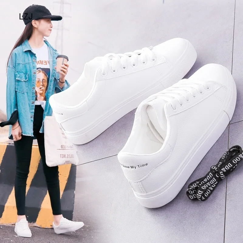 Women Sneakers 2020 Fashion Breathble Vulcanized Shoes Women Pu leather Platform Shoes Women Lace up Casual Shoes White
Women Sneakers 2020 Fashion Breathble Vulcanized Shoes Women Pu leather Platform Shoes Women Lace up Casual Shoes White