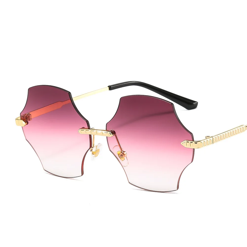 Free shipping Frameless irregular octagonal color Sunglasses men's and women's same metal fashion personalized sunglasses
Free shipping Frameless irregular octagonal color Sunglasses men's and women's same metal fashion personalized sunglasses