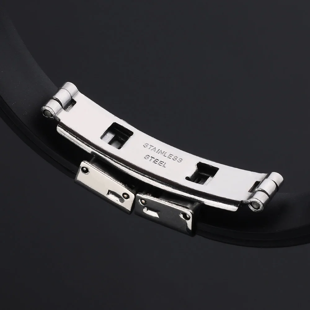 2021 Fashion Glamour Jewelry Stainless Steel Black Silicone Bracelet Retro Cuff Titanium Steel Bracelet Men Pulsera Hombre
2021 Fashion Glamour Jewelry Stainless Steel Black Silicone Bracelet Retro Cuff Titanium Steel Bracelet Men Pulsera Hombre