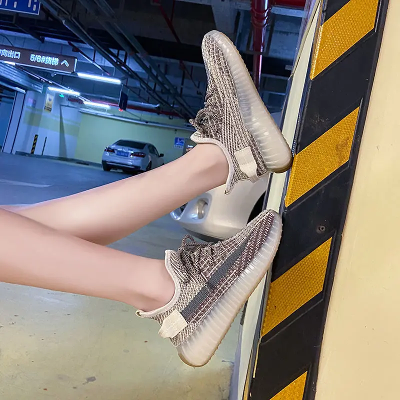 2021 Spring New Wild Couple Casual Sports Running Shoes Net Celebrity Old Shoes Female Ins Trend
2021 Spring New Wild Couple Casual Sports Running Shoes Net Celebrity Old Shoes Female Ins Trend