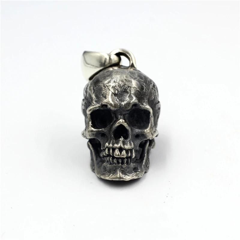 Large skull pendant 925 sterling silver handmade retro motorcycle punk domineering male pendant
Large skull pendant 925 sterling silver handmade retro motorcycle punk domineering male pendant