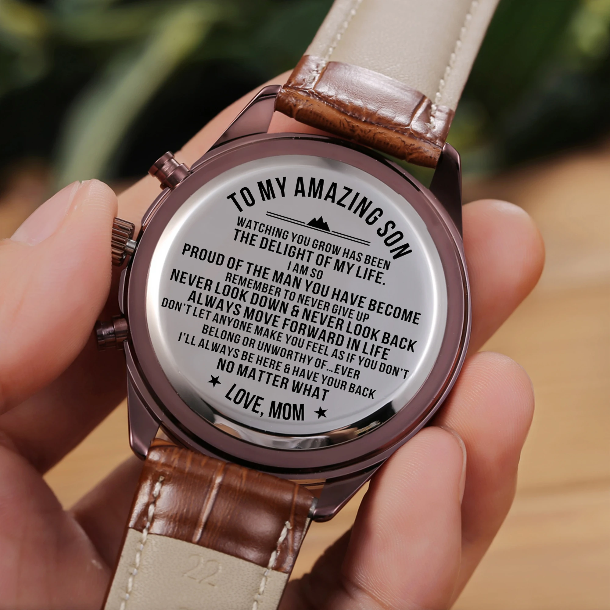 Mom To My Son Calendar 24-hours Seconds Dail Analog Men Watches Luxury Fashion Leisure 30m Waterproof Engraved Watches Christmas
Mom To My Son Calendar 24-hours Seconds Dail Analog Men Watches Luxury Fashion Leisure 30m Waterproof Engraved Watches Christmas