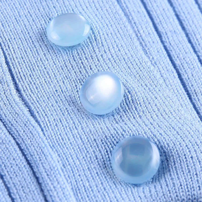 Sexy Summer Women Knitted Two Piece Set Turn Down Collar Casual Short Sleeve Slim Button Skirt High Waist Sweater Sets Wear
Sexy Summer Women Knitted Two Piece Set Turn Down Collar Casual Short Sleeve Slim Button Skirt High Waist Sweater Sets Wear