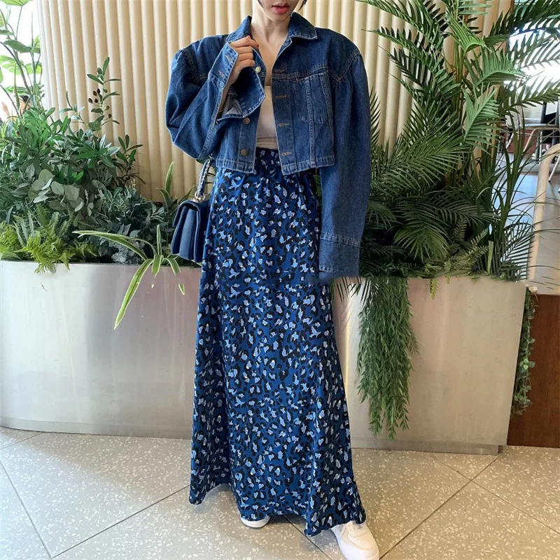 2021 high-waist floral skirt women's mid-length autumn loose and thin a-line skirt
2021 high-waist floral skirt women's mid-length autumn loose and thin a-line skirt