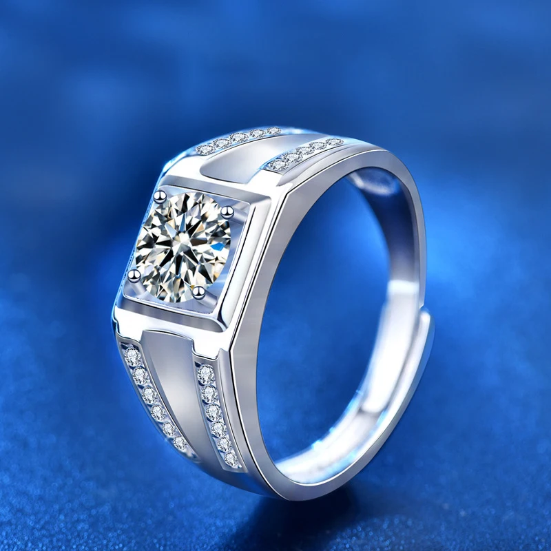 Moissanite Ring 925 Silver 1ct 4.6g White Diamond Retro Men's Rings Adjustable Opening Wedding Party 2021 Trendy Jewelry
Moissanite Ring 925 Silver 1ct 4.6g White Diamond Retro Men's Rings Adjustable Opening Wedding Party 2021 Trendy Jewelry