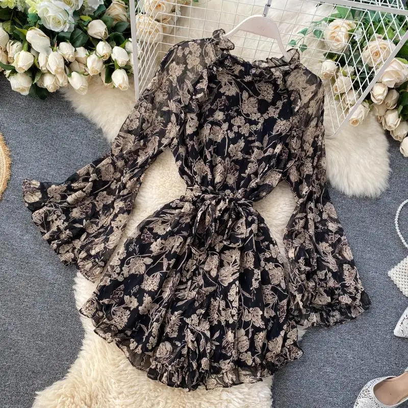 women jumpsuits 2021 spring fashion beach clothes long sleeve chiffon floral one piece playsuit rompers womens jumpsuit shorts
women jumpsuits 2021 spring fashion beach clothes long sleeve chiffon floral one piece playsuit rompers womens jumpsuit shorts