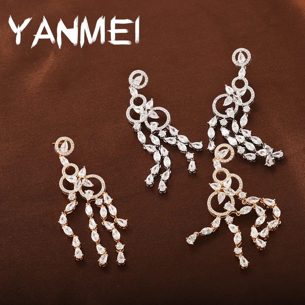 Elegant High-end Symmetrical Earrings High-end Atmospheric Luxury Transparent Earrings Water Drop Tassels Long Jewelry for Women
Elegant High-end Symmetrical Earrings High-end Atmospheric Luxury Transparent Earrings Water Drop Tassels Long Jewelry for Women