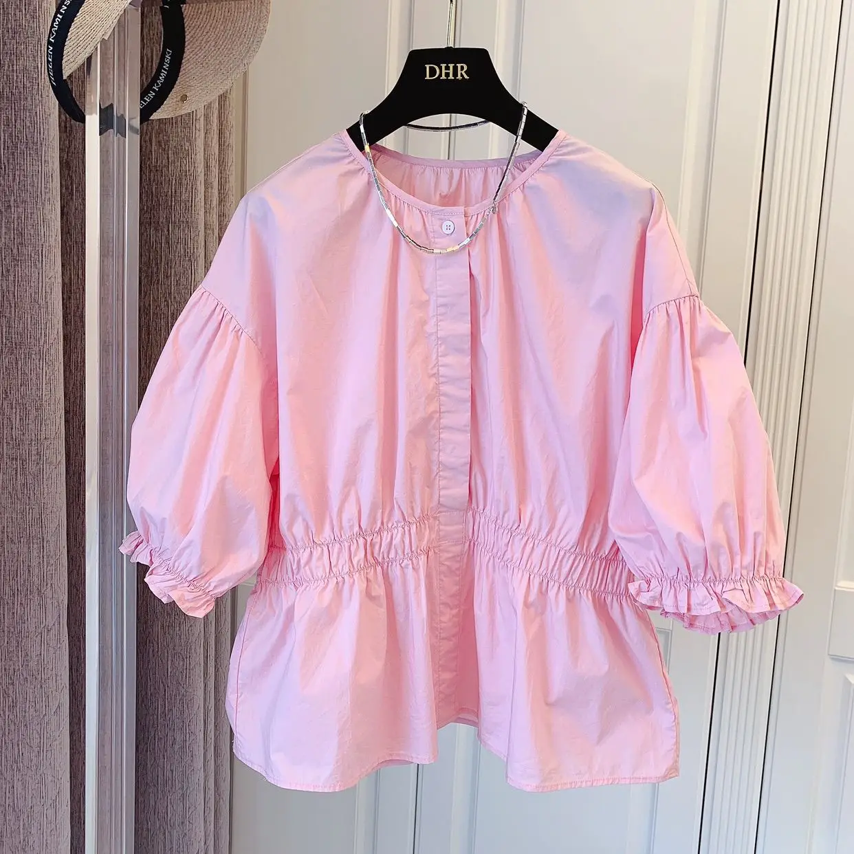 SuperAen Cotton Solid Loose Casual Wrinkled Puff Sleeve O Neck Doll Shirt Blouse Women's 2022
SuperAen Cotton Solid Loose Casual Wrinkled Puff Sleeve O Neck Doll Shirt Blouse Women's 2022