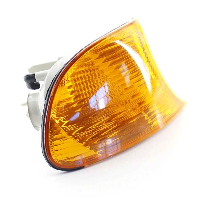 1 Pair Automotive Corner Lights Bright LED Turn Signal Lamps Left 63126904299 Right 631269042300 for 3 Series E46 1998-2001
1 Pair Automotive Corner Lights Bright LED Turn Signal Lamps Left 63126904299 Right 631269042300 for 3 Series E46 1998-2001