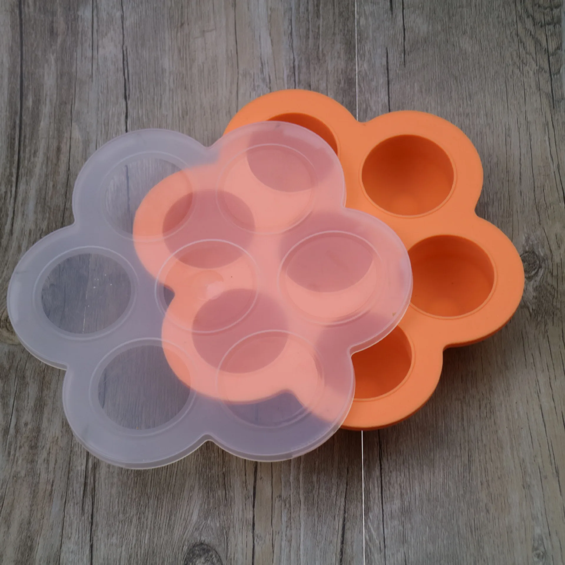 Mold Silicone Food Accessories Mold Children's Flowers 7 Grid Jelly Pudding Food Accessories Box Chocolate Mold Cake Mold C210
Mold Silicone Food Accessories Mold Children's Flowers 7 Grid Jelly Pudding Food Accessories Box Chocolate Mold Cake Mold C210