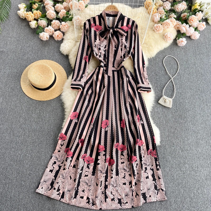 2021 Autumn Fashion New Designer Runway Vestidos Women's Elegant Bow Tie Slim Retro Print Long Mai Dresses
2021 Autumn Fashion New Designer Runway Vestidos Women's Elegant Bow Tie Slim Retro Print Long Mai Dresses