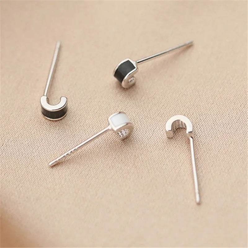 925 Sterling Silver Small Enamle Black White Stud Earrings For Women Party Wedding Party Jewelry Accessories Pendientes eh548
925 Sterling Silver Small Enamle Black White Stud Earrings For Women Party Wedding Party Jewelry Accessories Pendientes eh548