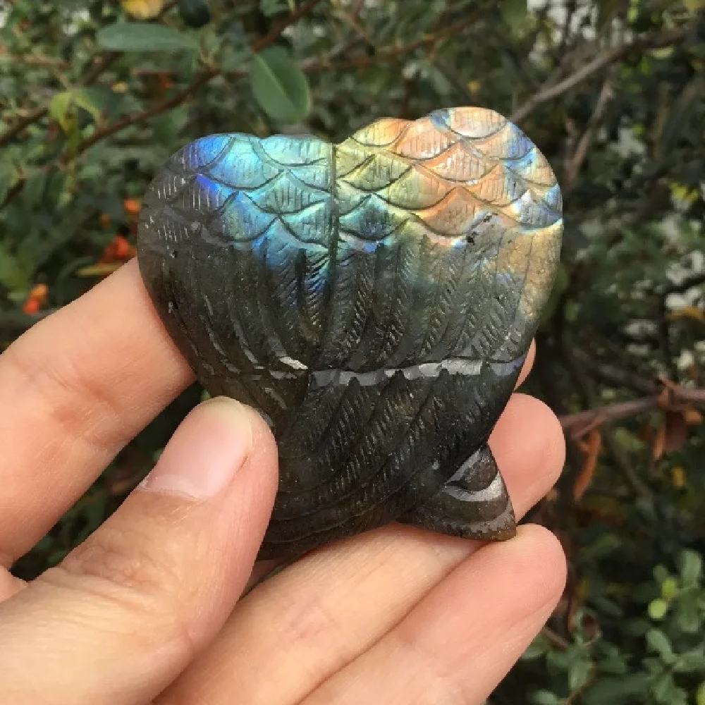 Natural Labradorite Crystal Moon Stone Hand Carved Beautiful Angel Wings For Gifts
Natural Labradorite Crystal Moon Stone Hand Carved Beautiful Angel Wings For Gifts
