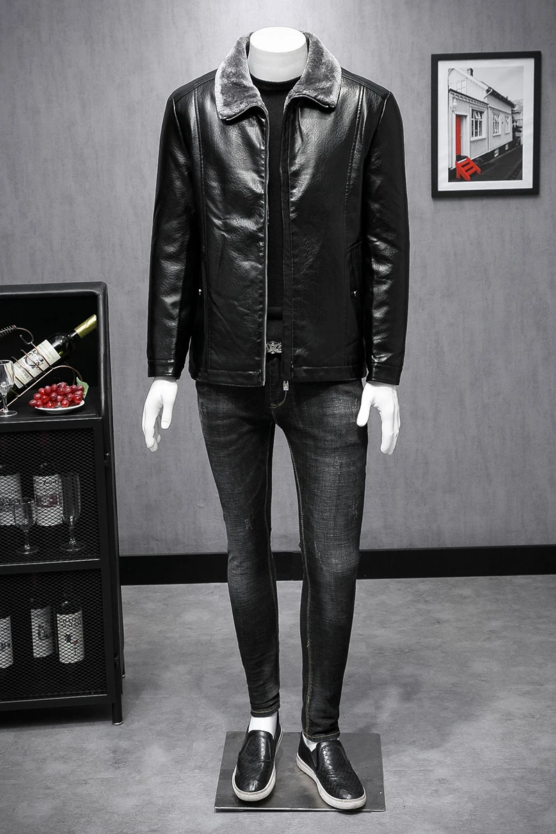 Men's Faux Leather Jacket Winter Warm Long Faux Leather Men's Faux Fur Coat Thickened Faux Cashmere Faux Fur Collar Windbreaker
Men's Faux Leather Jacket Winter Warm Long Faux Leather Men's Faux Fur Coat Thickened Faux Cashmere Faux Fur Collar Windbreaker