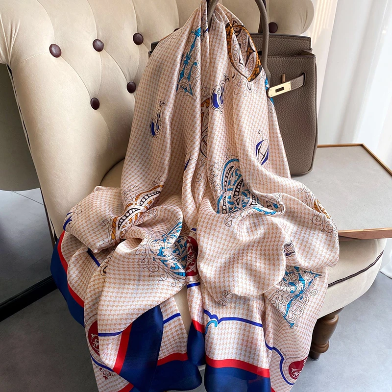 2021 женский шелковый шарф с цветочным принтом летняя Пашмина шарфы роскошные женские пляжные шали и палантины женский платок хиджаб
2021 женский шелковый шарф с цветочным принтом летняя Пашмина шарфы роскошные женские пляжные шали и палантины женский платок хиджаб