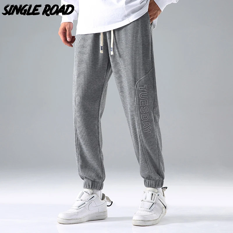 Single Road Mens Sweatpants Men 2022 Autumn Waffle Plaid Joggers Running Sports Pants Trousers Male Casual Jogging Pants For Men
Single Road Mens Sweatpants Men 2022 Autumn Waffle Plaid Joggers Running Sports Pants Trousers Male Casual Jogging Pants For Men