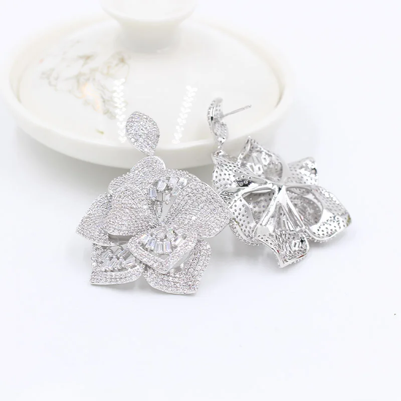 Wick dolia earrings female party swingable earrings zircon beautiful earrings wedding jewelry ladies tassel rose gold earrings b
Wick dolia earrings female party swingable earrings zircon beautiful earrings wedding jewelry ladies tassel rose gold earrings b