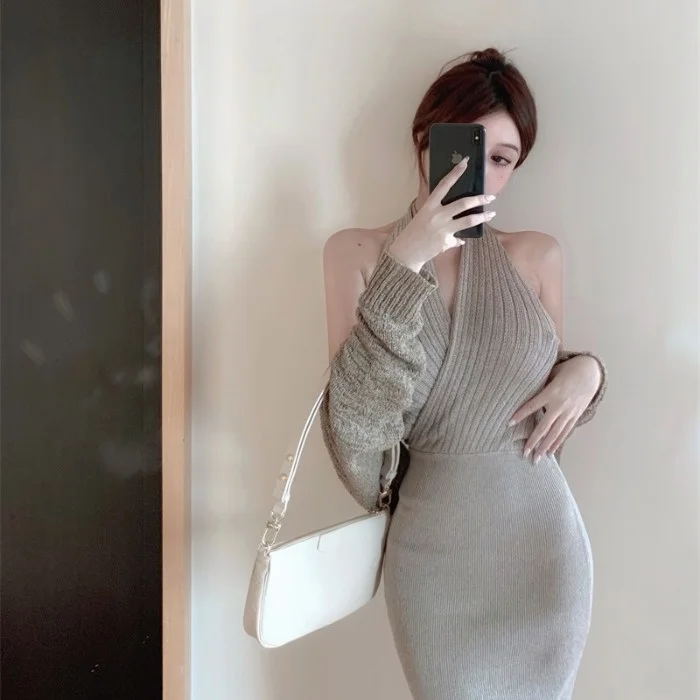 

Retro Elegant Side Slit Halter Backless Dress 2021 Early Autumn New Scheming Design Young Dress Rac