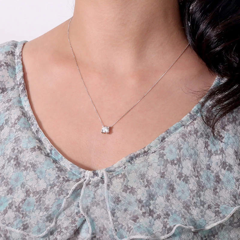 Round Excellent Cut 1.0carat 6.5mm DF Color VVS1 Moissanite Necklace Solid 10k White Gold Fine Pendant Neckllace for Lady
Round Excellent Cut 1.0carat 6.5mm DF Color VVS1 Moissanite Necklace Solid 10k White Gold Fine Pendant Neckllace for Lady