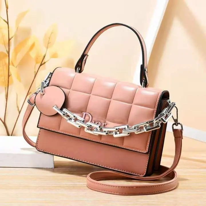 Luxury Brand Designer Purses and Handbags Ladies Fashionable Lipstick Bag One Shoulder Crossbody Chain Bags Casual Satchel Cc Gg
Luxury Brand Designer Purses and Handbags Ladies Fashionable Lipstick Bag One Shoulder Crossbody Chain Bags Casual Satchel Cc Gg