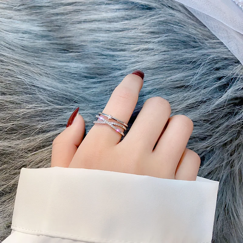 Zircon Index Finger Opening Adjustable Rose Golden Ring For Women Fashion Cross Double Shining Ring Ins Trend Wild Tail Ring
Zircon Index Finger Opening Adjustable Rose Golden Ring For Women Fashion Cross Double Shining Ring Ins Trend Wild Tail Ring