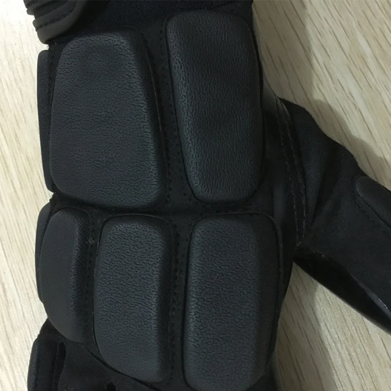 Rugby Silica Gel American Football Ball Gloves Beach Entertainment Rugby Ball Goalkeeper Catch Ball Gloves Train Equipment
Rugby Silica Gel American Football Ball Gloves Beach Entertainment Rugby Ball Goalkeeper Catch Ball Gloves Train Equipment