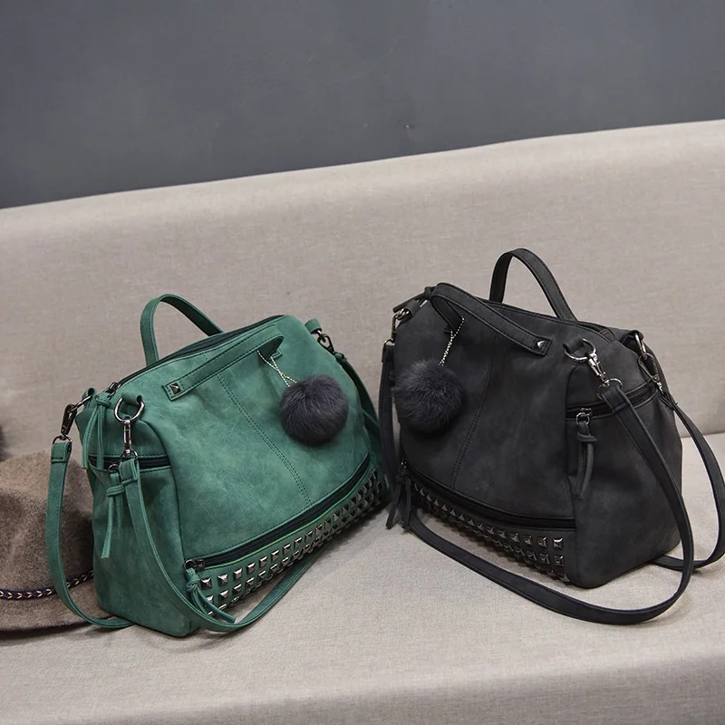 Retro Rivet Matte PU Leather Handbag 2021 Fashion Women's Designer Shoulder Crossbody Bags Large Capacity Female Travel Hand Bag
Retro Rivet Matte PU Leather Handbag 2021 Fashion Women's Designer Shoulder Crossbody Bags Large Capacity Female Travel Hand Bag