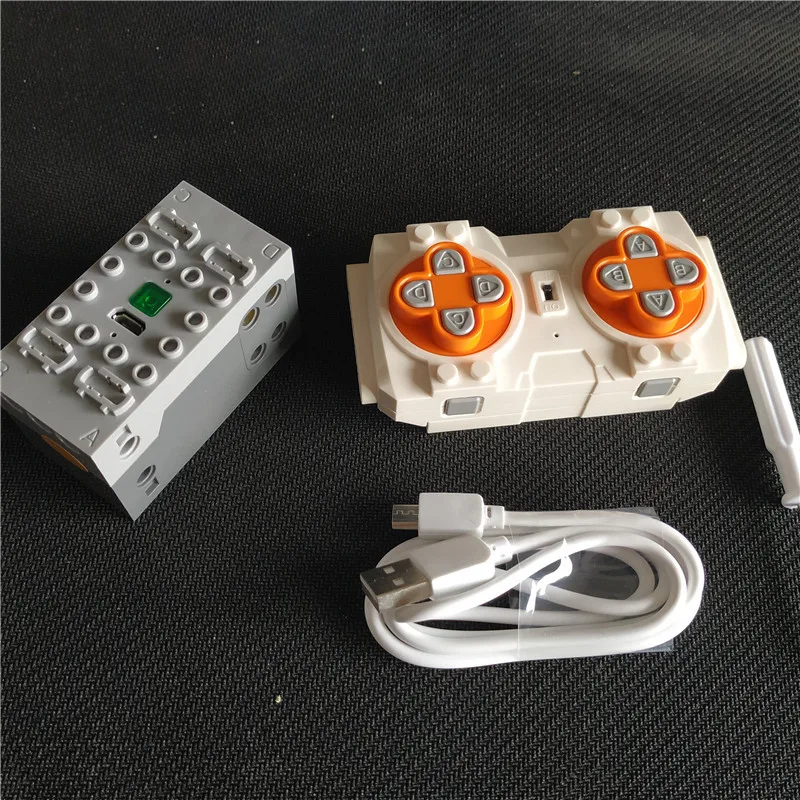 NEW Creative Phone Bluetooth Remote Control 4 channels Lithium Battery Box Building Blocks Compatible Sbrick Buwizz Parts
NEW Creative Phone Bluetooth Remote Control 4 channels Lithium Battery Box Building Blocks Compatible Sbrick Buwizz Parts