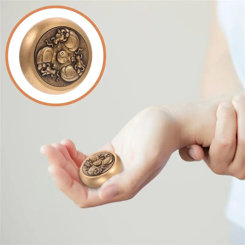 1Pc Creative Padauk Brass Ornament Vintage Brass Round Adornment Toy Miniature Crafts Tabletop Decor
1Pc Creative Padauk Brass Ornament Vintage Brass Round Adornment Toy Miniature Crafts Tabletop Decor