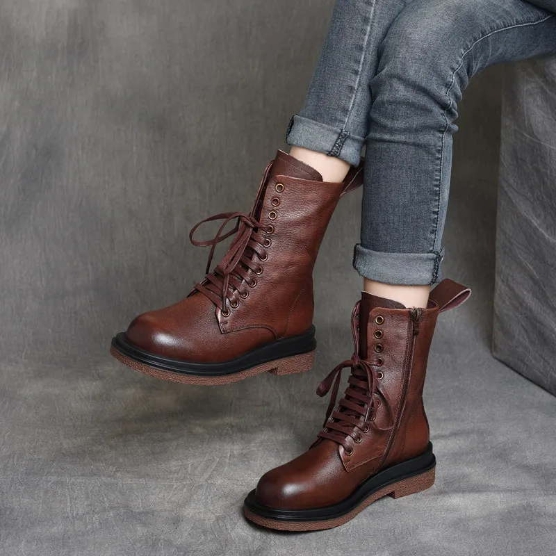 New Boots Women Hot Fashion Platform Shoes Flat Luxury 2021 Women's Boots Comfortable Casual Woman Shoes
New Boots Women Hot Fashion Platform Shoes Flat Luxury 2021 Women's Boots Comfortable Casual Woman Shoes