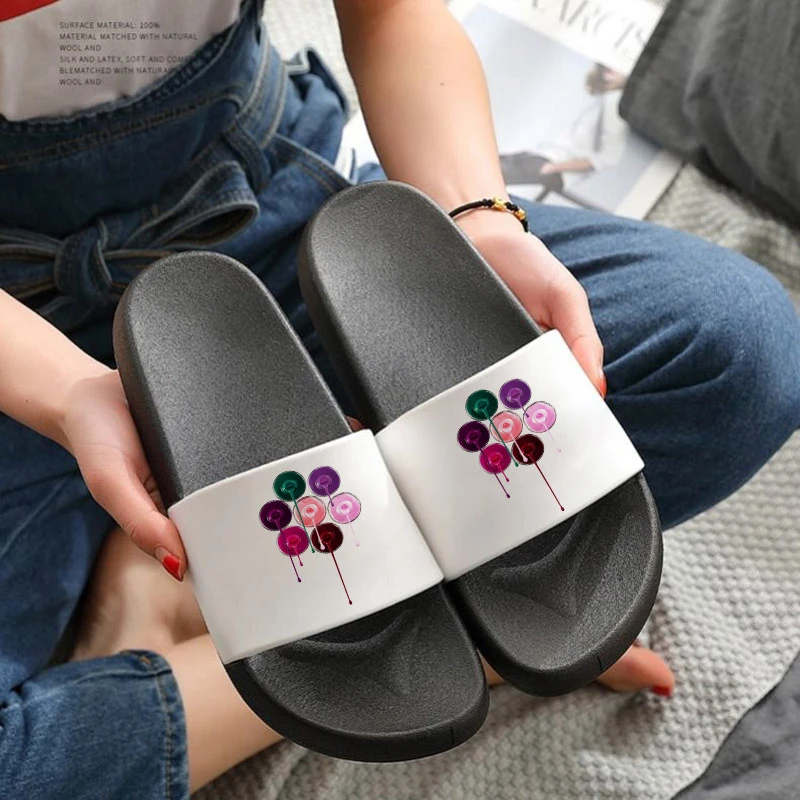 Couple Indoor Slippers Soft Comfortable Woman Shoes Indoor Slides Non-Slip Thick Soled Beach Sandals Home slipper Ladies Shoes
Couple Indoor Slippers Soft Comfortable Woman Shoes Indoor Slides Non-Slip Thick Soled Beach Sandals Home slipper Ladies Shoes