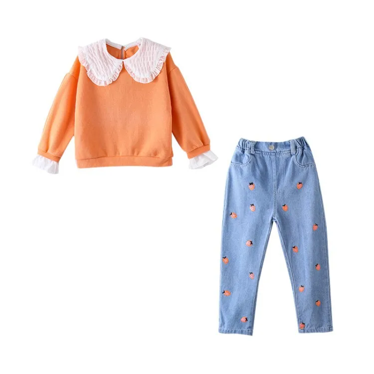 GIrls Clothing Sets Korean The Spring And Autumn Models Big Girl Doll Collar Sweater+ Jeans Printing Strawberry Children'S Suit
GIrls Clothing Sets Korean The Spring And Autumn Models Big Girl Doll Collar Sweater+ Jeans Printing Strawberry Children'S Suit
