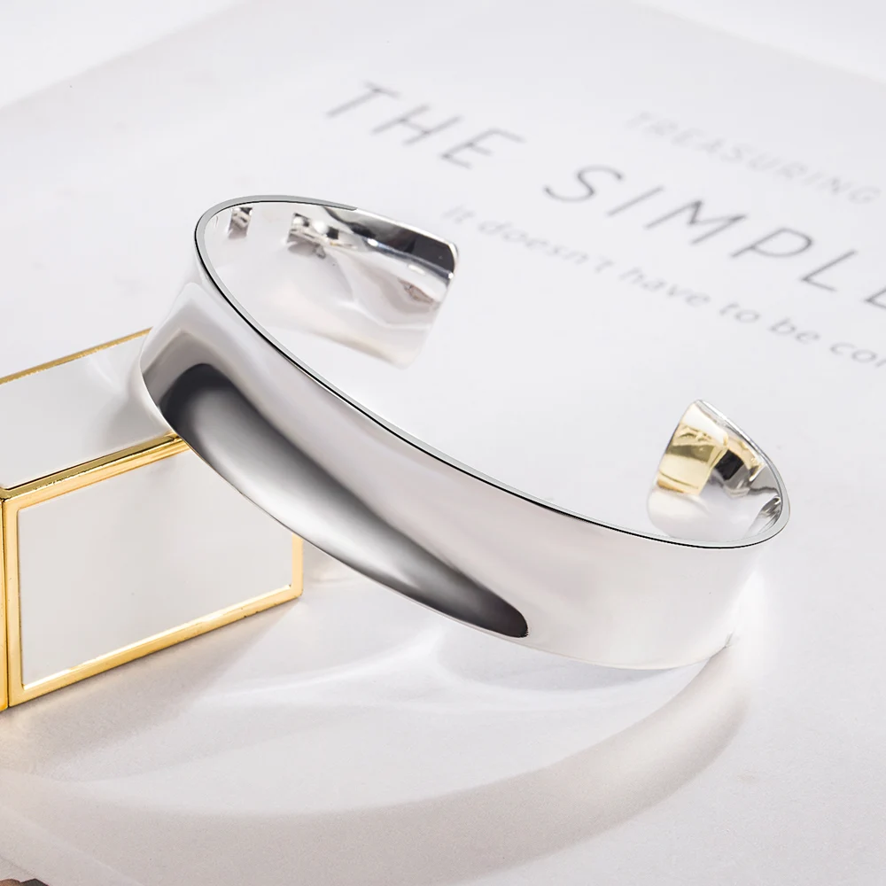 925 Sterling Silver Bangle Bracelet Gift for Women's Classic Simple Smooth Face Wide Bracelet 15MM Silver Jewelry Wide Version
925 Sterling Silver Bangle Bracelet Gift for Women's Classic Simple Smooth Face Wide Bracelet 15MM Silver Jewelry Wide Version