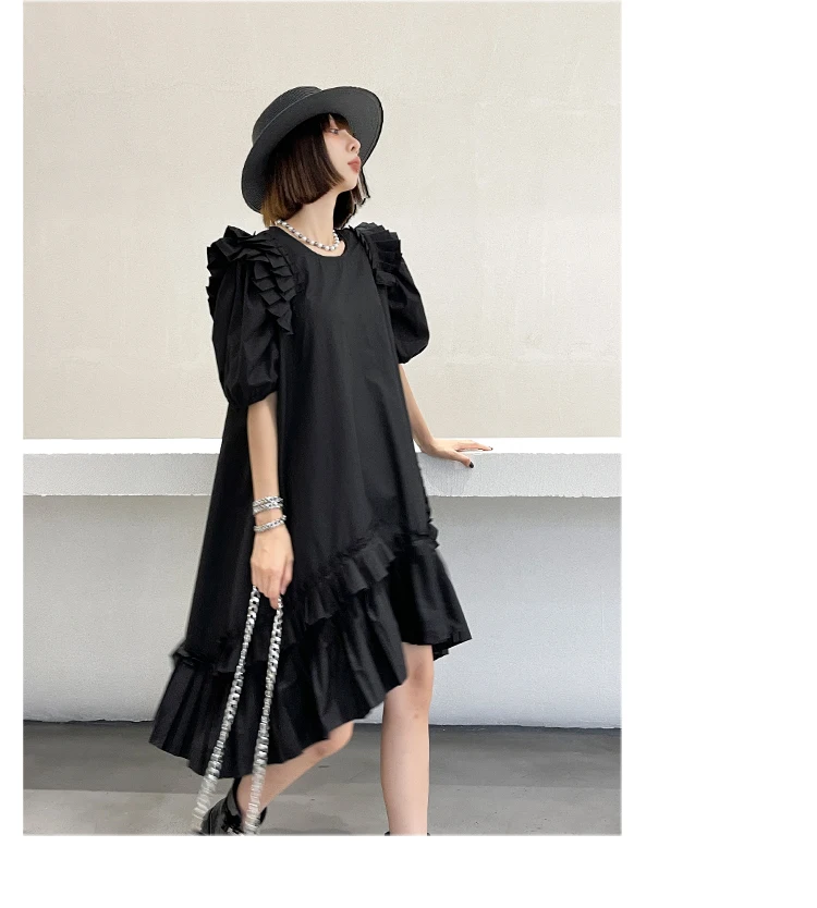 2021 Summer French Retro Solid Color Women Knee Length Dress Female New Round Collar Black Puff Sleeve Irregular Long Dress
2021 Summer French Retro Solid Color Women Knee Length Dress Female New Round Collar Black Puff Sleeve Irregular Long Dress