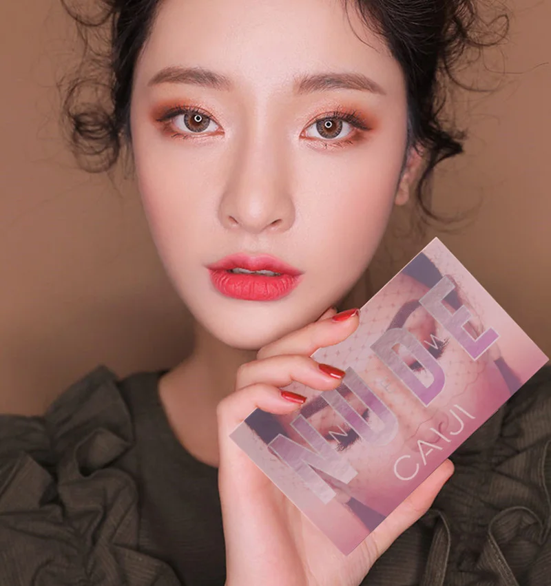 New Nude Shining Eyeshadow Pearlescent Makeup Glitter Pigment Smoky Eye Shadow Pallete Waterproof Cosmetics Eye Shadow 18 Colors
New Nude Shining Eyeshadow Pearlescent Makeup Glitter Pigment Smoky Eye Shadow Pallete Waterproof Cosmetics Eye Shadow 18 Colors