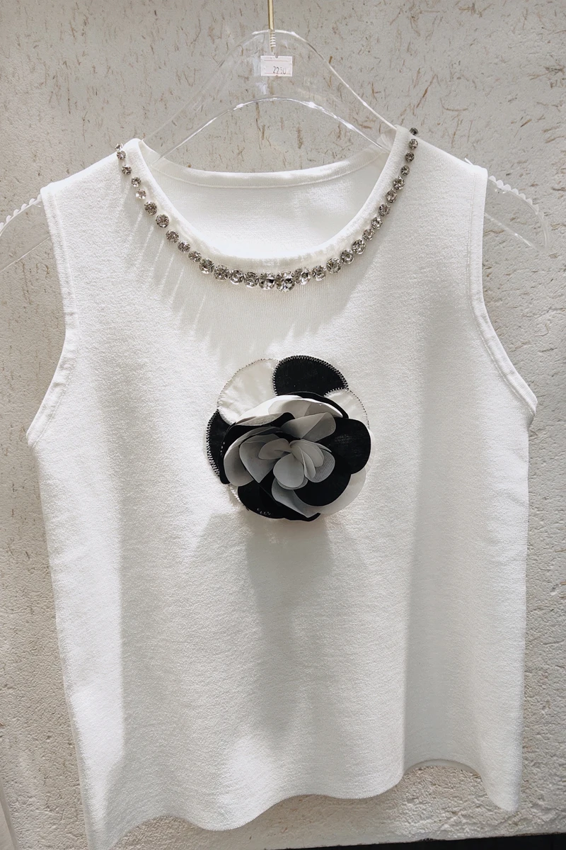 Three-Dimensional Flower Women Vest Diamond Round Neck Solid Color Tank Sexy Short Tee Slim Sleeveless Top Girls
Three-Dimensional Flower Women Vest Diamond Round Neck Solid Color Tank Sexy Short Tee Slim Sleeveless Top Girls